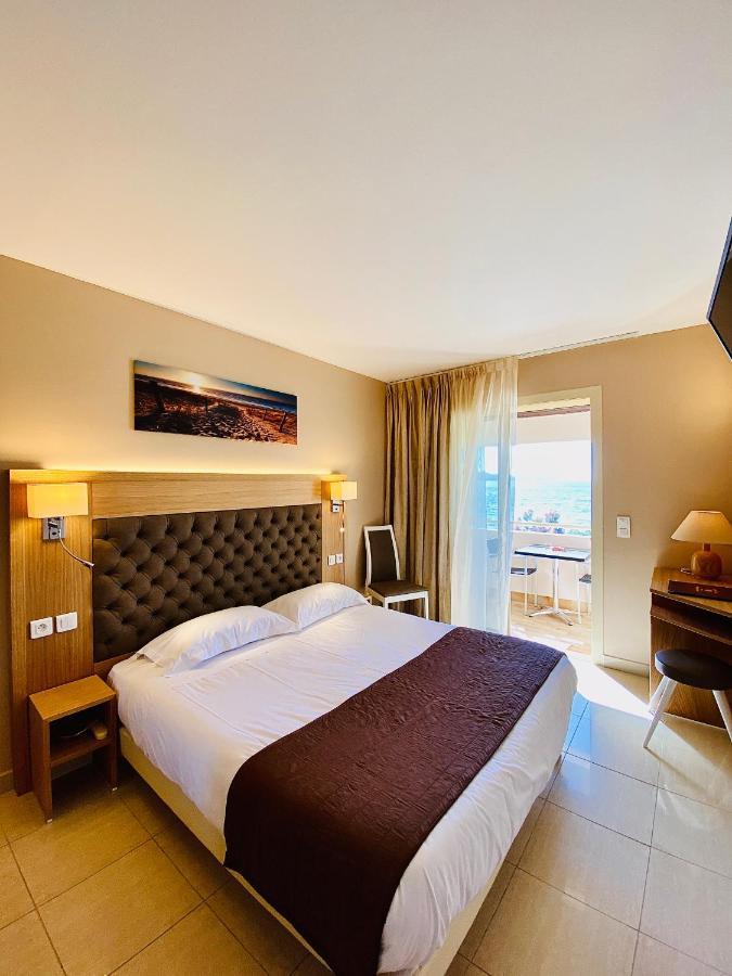 Hotel Tettola Saint-Florent  Exteriör bild