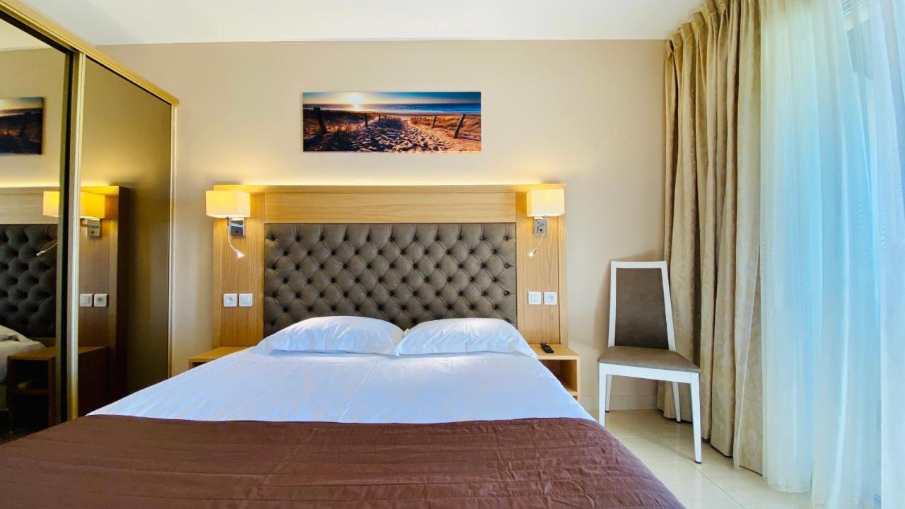 Hotel Tettola Saint-Florent  Exteriör bild